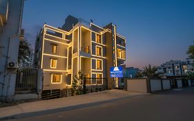 Fabhotel Majestic Luxurious - Nr Rajaram Bhiku Pathare Stadium